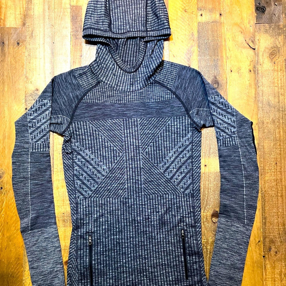 Lululemon Rest Less Hoodie size 6